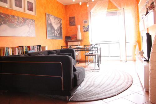 Yhome | J Stadium - Toscana Apartments