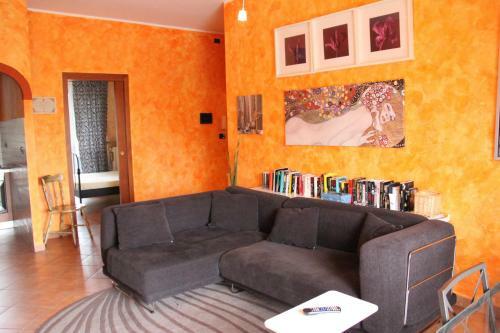 Yhome | J Stadium - Toscana Apartments
