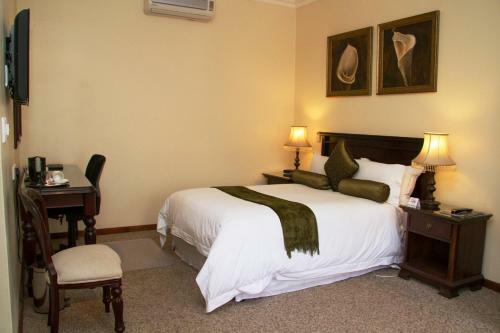 Hostal 26 On Chamberlain Guest House