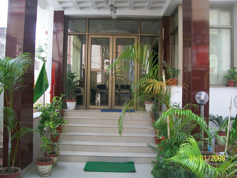 Hotel Viraat Inn