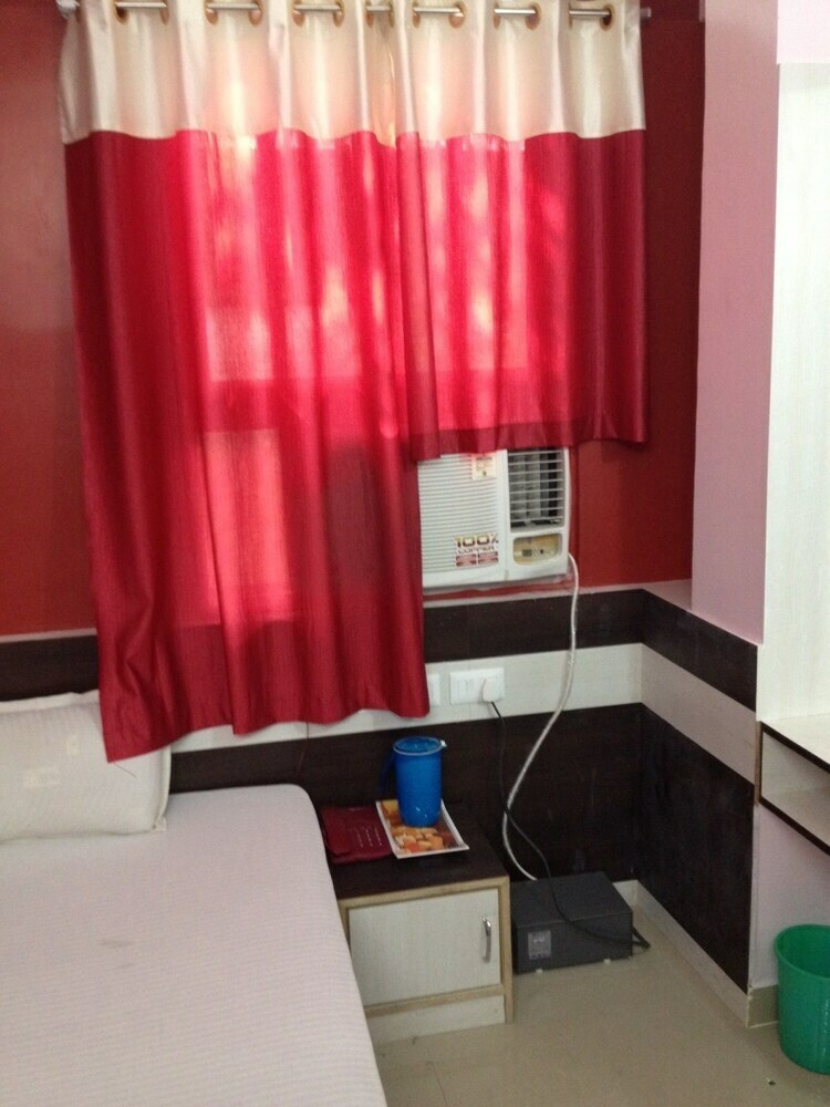 Hotel Viraat Inn