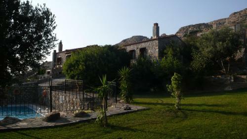 Vrachos Villas