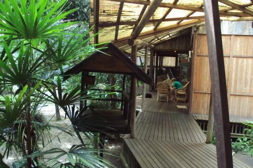 Hostal Bukit Raya Guesthouse