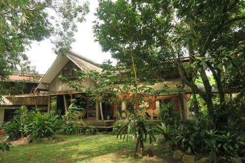 Hostal Bukit Raya Guesthouse