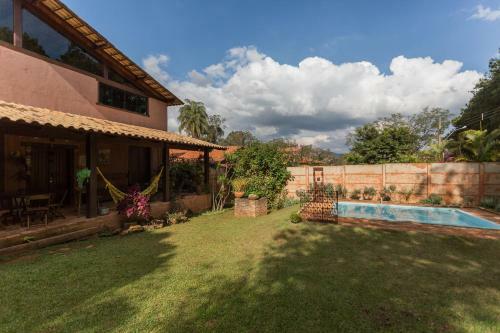 Hostal Ti� Isolda Artes & Hospedaria