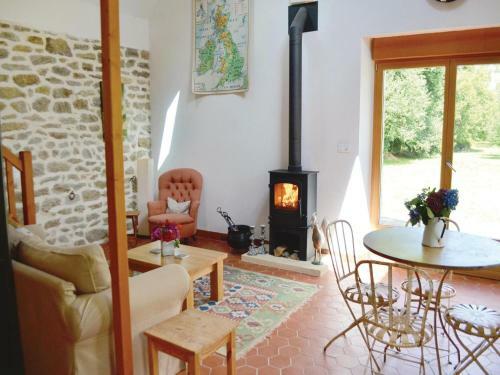 Holiday Home Tregunc With A Fireplace 03