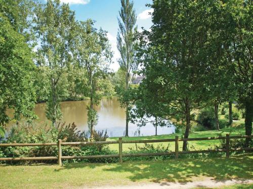 Holiday Home Hameau 09