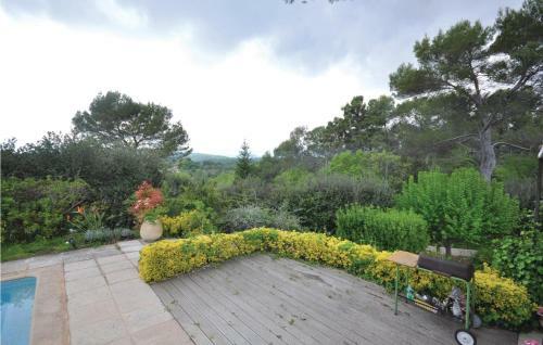 Holiday Home Roquefort Les Pins 08