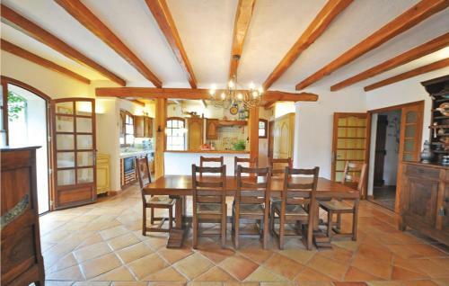 Holiday Home Roquefort Les Pins 08