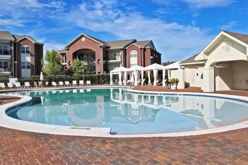 Apartamento Emerald Greens 3701