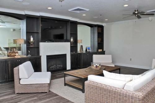 Apartamento Emerald Greens 3701