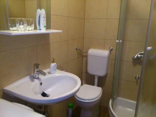 Hostal Guesthouse Zeko Rozat