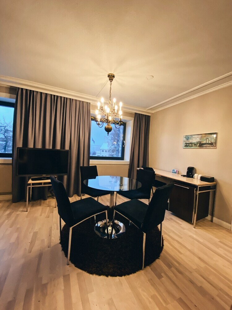 Quality Hotel Grand Royal