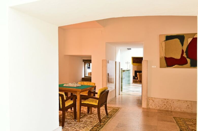 Hotel Pousada Alc�cer Do Sal - D.alfonso II