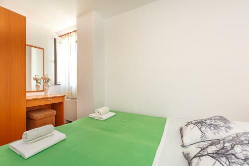 Apartments Mondo