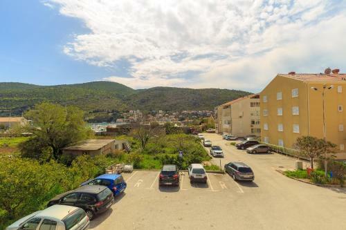 Apartments Mondo