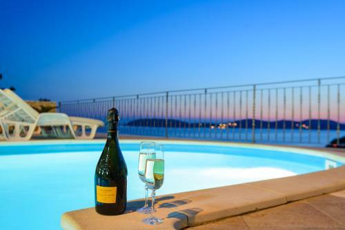 Hostal Paradis Apartments