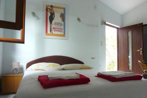Apartments By The Sea Zavode (omis) - 5252