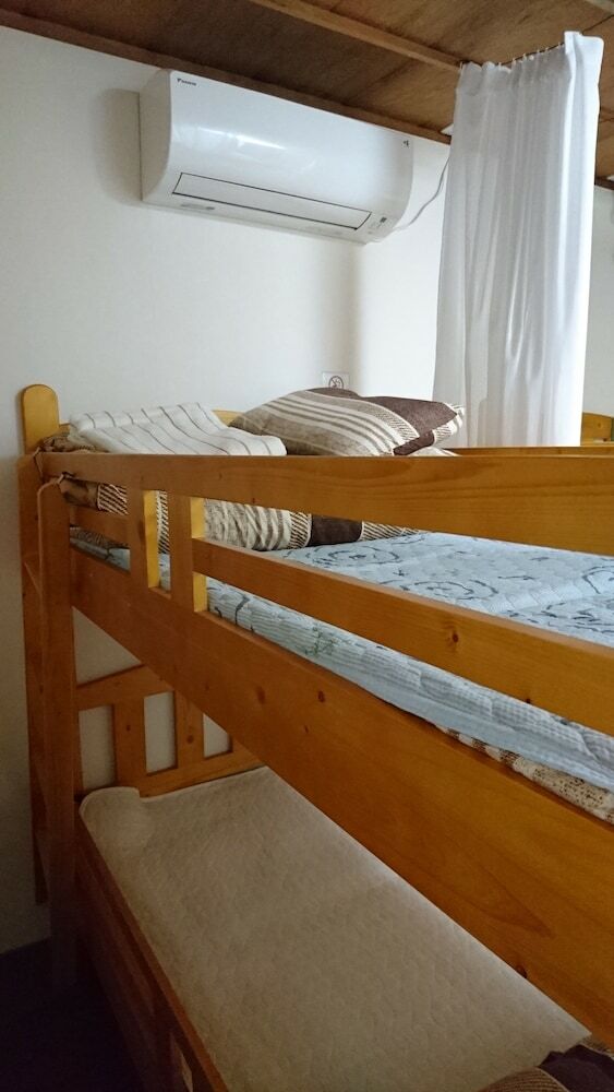 Hostal Gomaharu Guesthouse