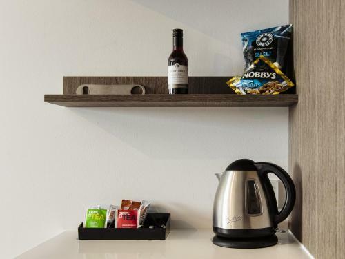 Best Western Plus Lake Kawana Hotel
