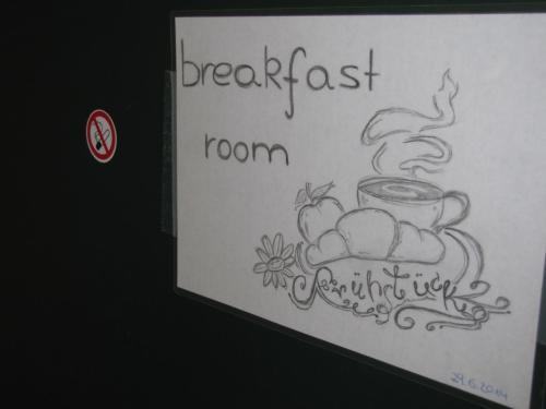 Hostal Pension Genat