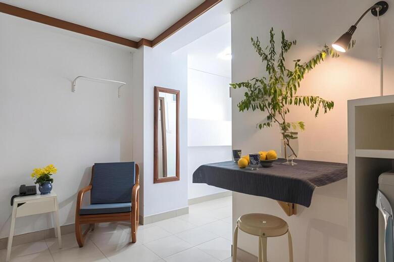 Howard Square Boutique Hotel