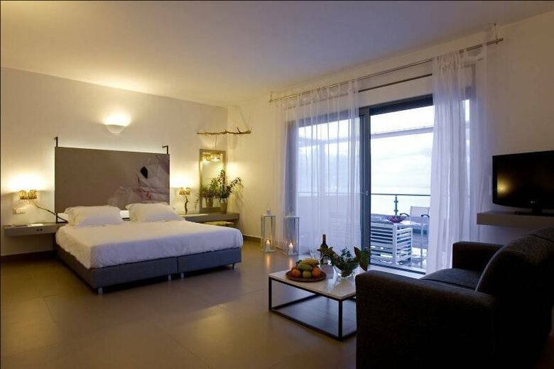 Mare Dei Suites Hotel Ionian Resort