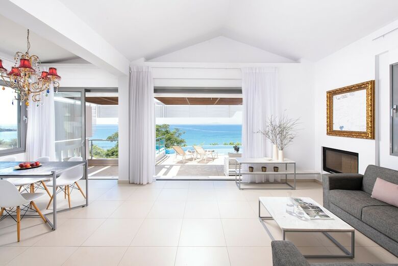 Mare Dei Suites Hotel Ionian Resort