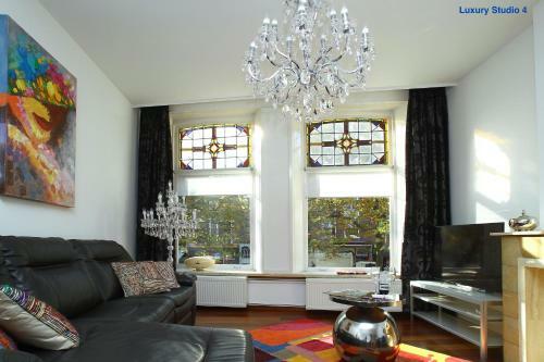 Luxury Apartments Delft V History Written