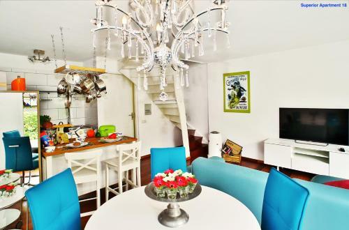 Luxury Apartments Delft V History Written