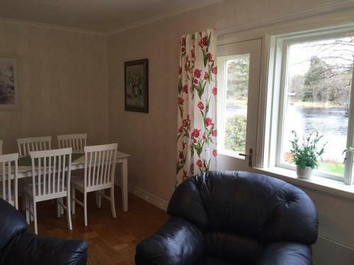 Albergue Lunedet Camping Caf� Restaurang Ab