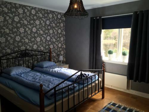 Albergue Lunedet Camping Caf� Restaurang Ab