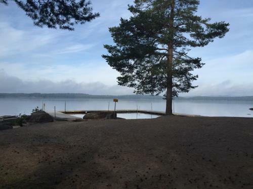 Albergue Lunedet Camping Caf� Restaurang Ab
