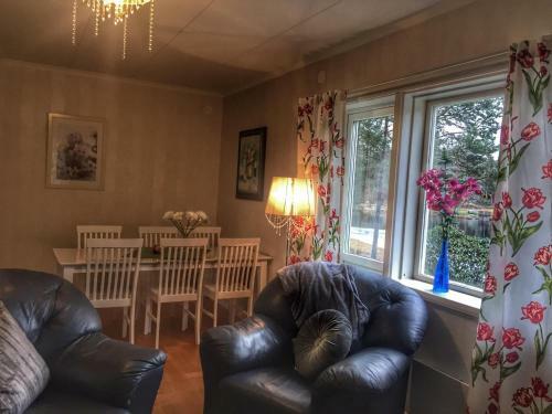 Albergue Lunedet Camping Caf� Restaurang Ab