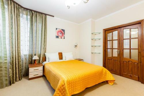Near Airport Apartments