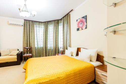 Near Airport Apartments