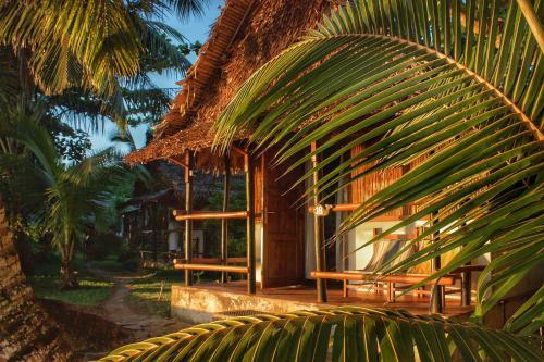Lakana Hotel