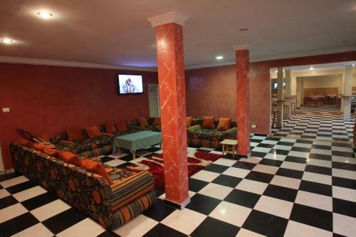 Hotel Emira