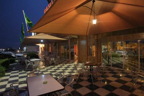 Hotel Emira