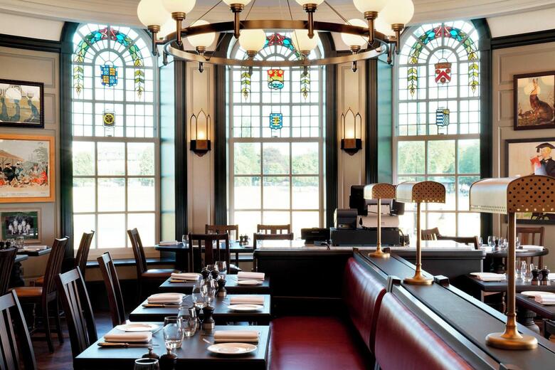 Hotel University Arms