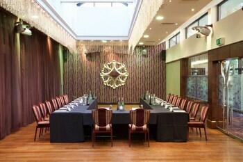 Best Western Premier Queen Hotel