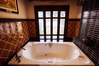Hotel Wora Bura Resort & Spa