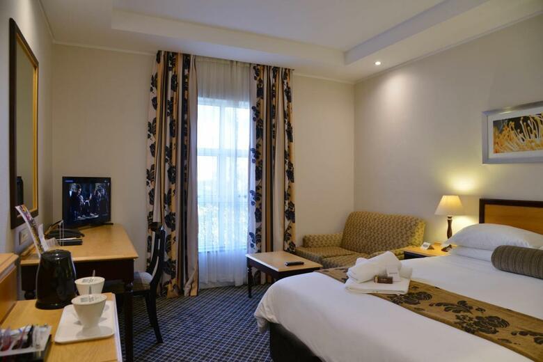 Hotel City Lodge Grandwest
