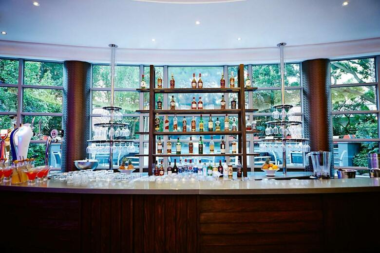 Hotel Southern Sun Waterfront