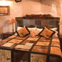 Misty Hills Country Hotel