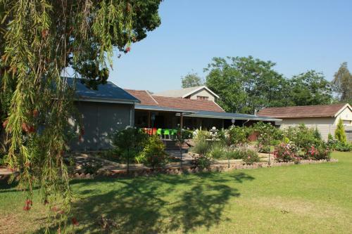 Hostal The Itumeleng Guest House