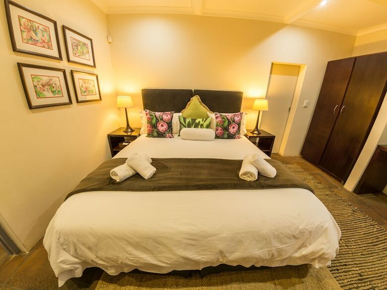 Hostal Mackaya Bella Guest House