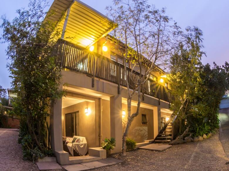 Hostal Mackaya Bella Guest House