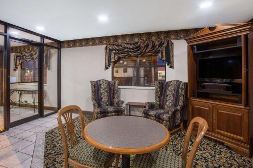 Hotel Super 8 By Wyndham Cabot