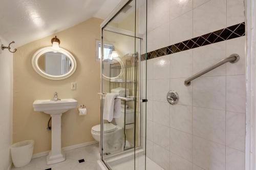 Hillcrest House Bed & Breakfast